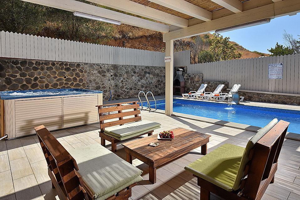 אחוזת חוף כנרת Kinneret Village Тиверіада Екстер'єр фото